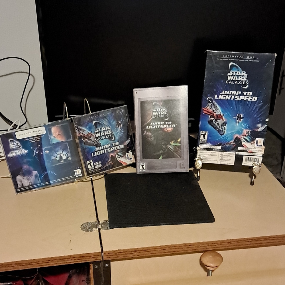 Star Wars Galaxies: Jump to Lightspeed PC Game Box Only